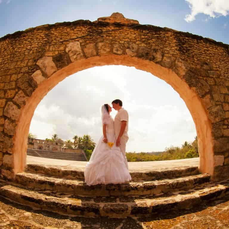 11 Dominican Wedding Traditions